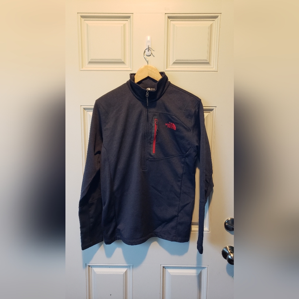 TNF Dark Grey Pullover